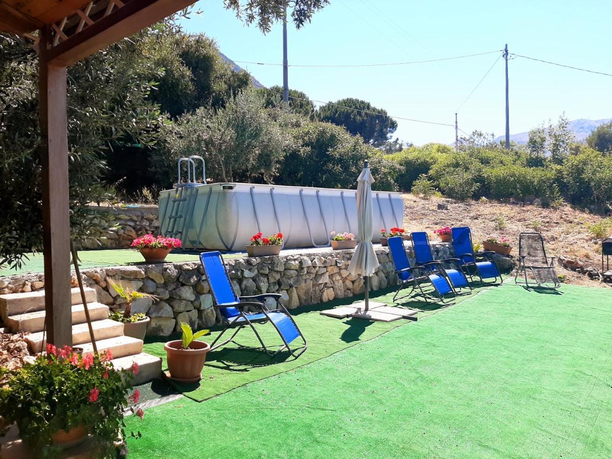 Lomarchi Holiday Home カリーニ エクステリア 写真